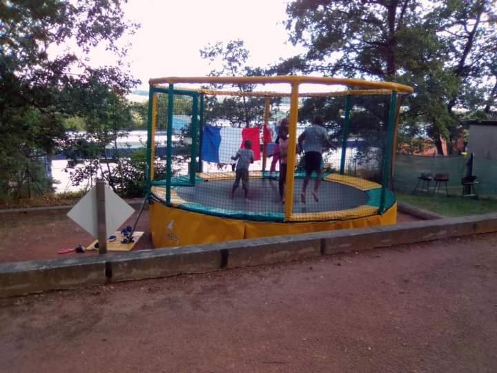 Camping Hurongues Pomeys Eksteriør billede