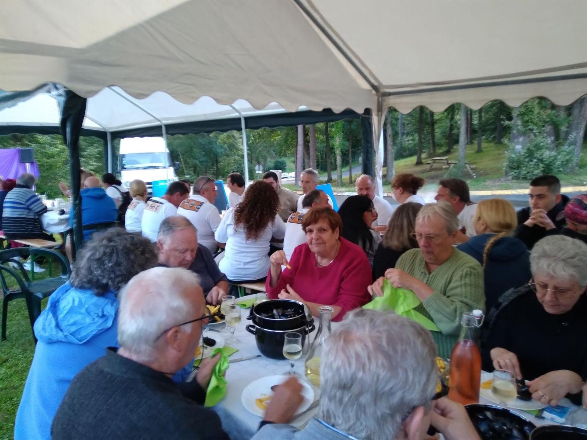 Camping Hurongues Pomeys Eksteriør billede